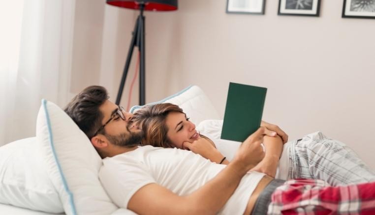  7 Beneficios de leer en la cama antes de dormir